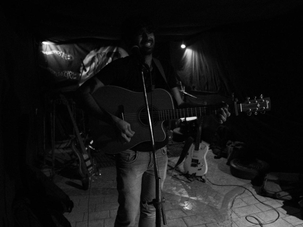 That Crazy Hostel Andzsuna Kültér fotó