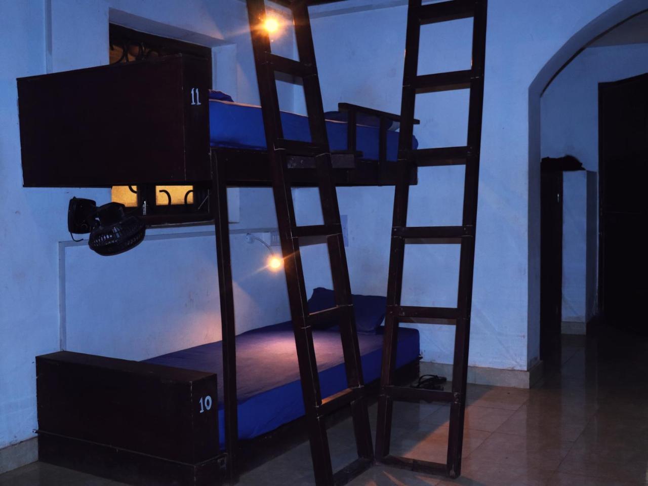 That Crazy Hostel Andzsuna Kültér fotó